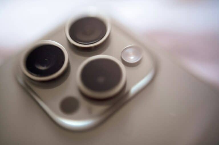 iPhone 鏡頭維修